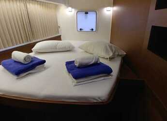 Alquilar catamarán en Volos - Lagoon 42