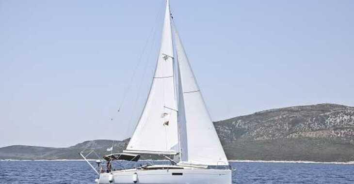 Alquilar velero en Volos - Sun Odyssey 349