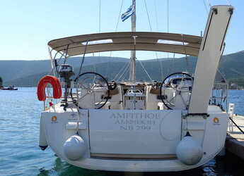Chartern Sie segelboot in Volos - Sun Odyssey 519