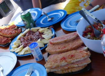 Alquilar velero en Club Náutico S'Estanyol - Beneteau Oceanis 430