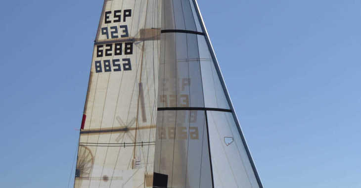 Chartern Sie segelboot in Club Nautico de Altea  - Beneteau First 36.7