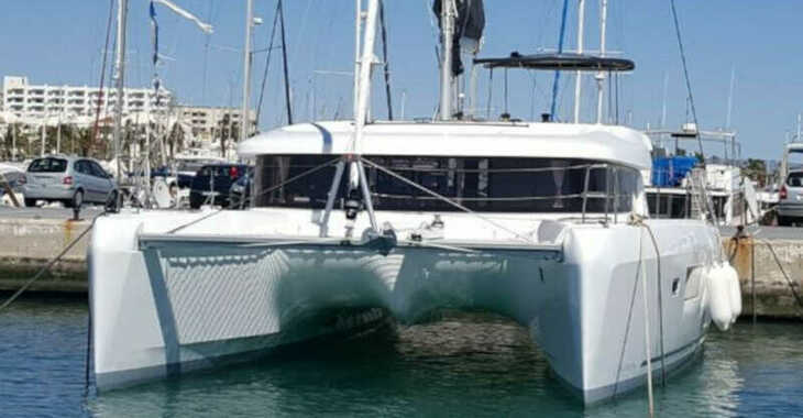 Rent a catamaran in Port of Santa Eulària  - Lagoon 42