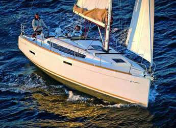 Chartern Sie segelboot in Club Naútico de Sant Antoni de Pormany - JEANNEAU SO 389