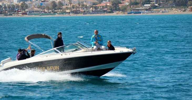 Chartern Sie motorboot in Puerto de Málaga - SEA RAY 230 BR