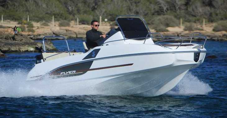 Rent a motorboat in Marina Palamos - Beneteau Flyer 5.5 Spacedeck