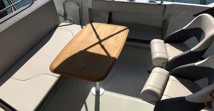 Chartern Sie motorboot in Club Nautic Cambrils - Beneteau Flyer 7.7 Spacedeck