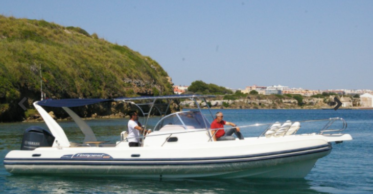 Rent a dinghy in Es Portitxol - Capelli Tempest 900