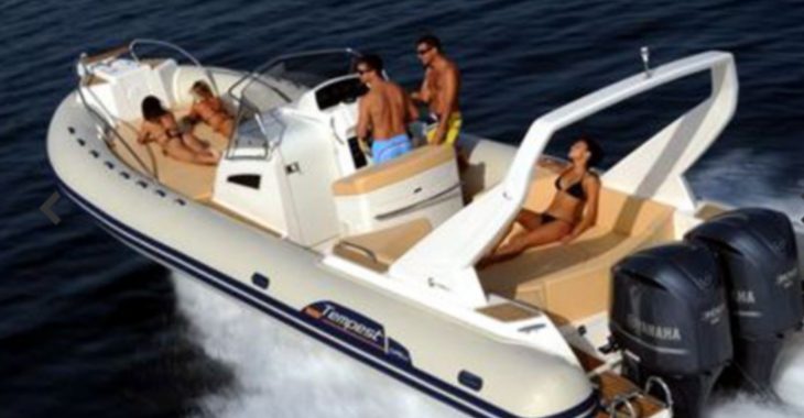 Rent a dinghy in Marina Port de Mallorca - Capelli Tempest 1000