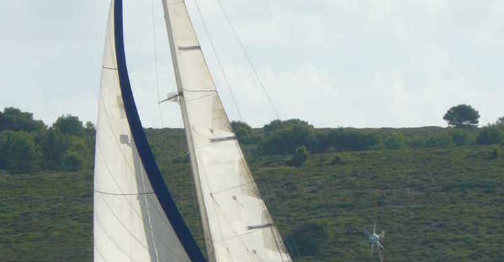 Rent a sailboat in Port of Fornells - Wauquiez Gladiateur 34