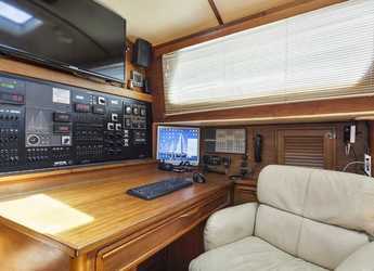 Alquilar velero en Muelle de la lonja - Irwin 68