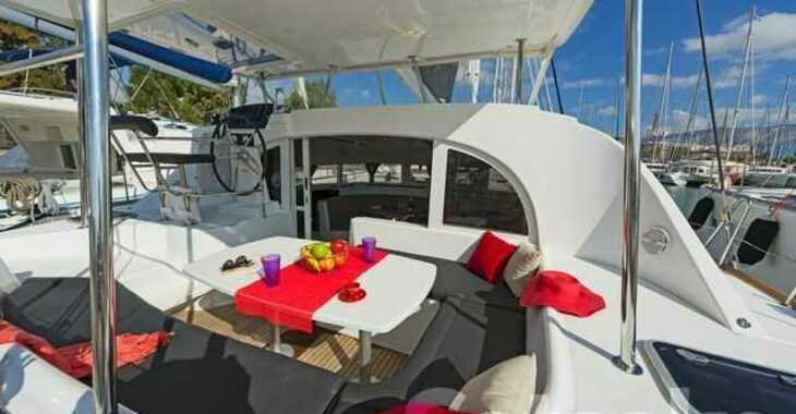 Louer catamaran à Alimos Marina - Lagoon 380 S2