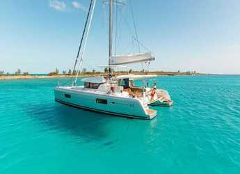 Rent a catamaran in Lavrion Marina - Lagoon 42 A/C & GEN.