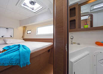 Louer catamaran à Lavrion Marina - Lagoon 42 A/C & GEN