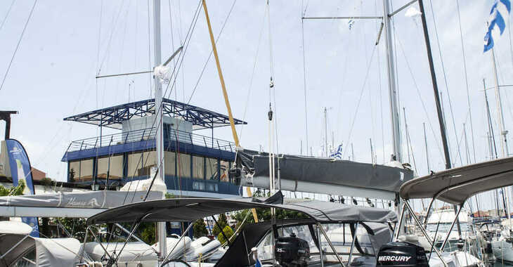Louer voilier à Lavrion Marina - Hanse 415