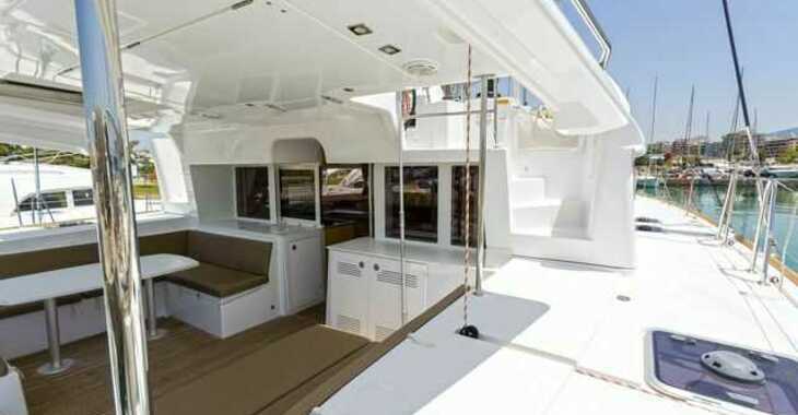 Rent a catamaran in Lavrion Marina - Lagoon 450 Fly A/C & GEN