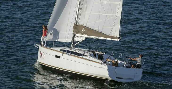 Rent a sailboat in Lavrion Marina - Sun Odyssey 349