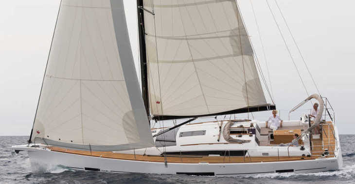 Rent a sailboat in Marina Kremik - Dufour 520 GL