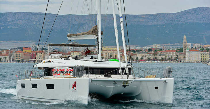 Alquilar catamarán en Marina Kastela - Lagoon 620