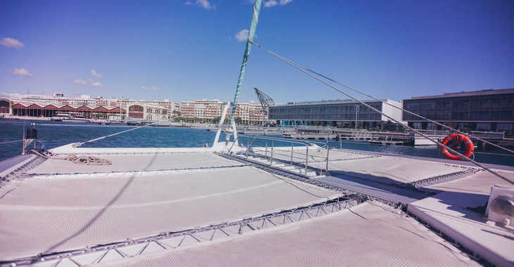 Alquilar catamarán en Puerto de Málaga - Tahiti 75