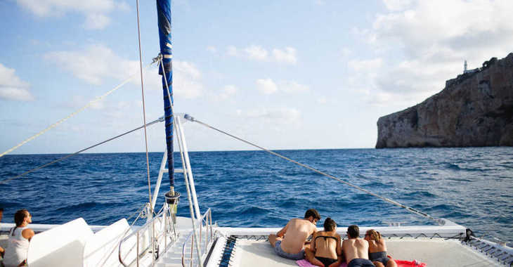 Louer catamaran à Marina de Dénia - CIM82