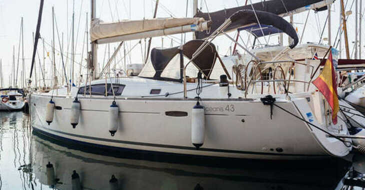 Chartern Sie segelboot in Port Olimpic de Barcelona - Beneteau Oceanis 43
