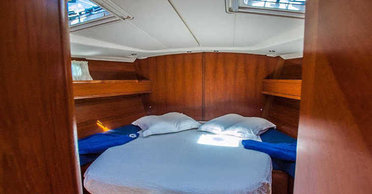 Rent a sailboat in Naviera Balear - Jeanneau Sun Odyssey 54DS