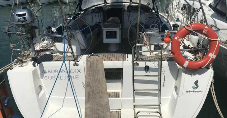 Rent a sailboat in Marina del Sur. Puerto de Las Galletas - Oceanis 43
