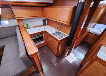 Rent a sailboat in Marina Frapa - Dufour 520 Grand Large