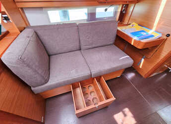 Rent a sailboat in Marina Frapa - Dufour 520 Grand Large