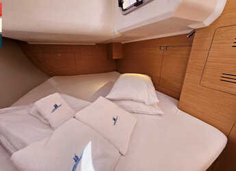 Rent a sailboat in Marina Frapa - Dufour 412 Grand large