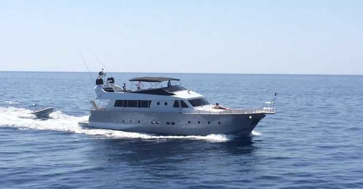 Chartern Sie yacht in Marina Ibiza - Baglietto 24