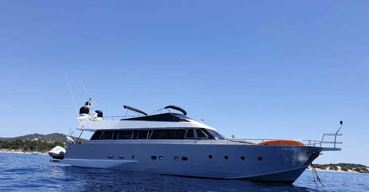 Rent a yacht in Marina Ibiza - Baglietto 24