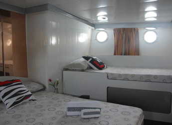 Alquilar yate en Marina Ibiza - Baglietto 24