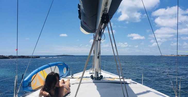 Rent a sailboat in Ibiza Magna - Bavaria 49