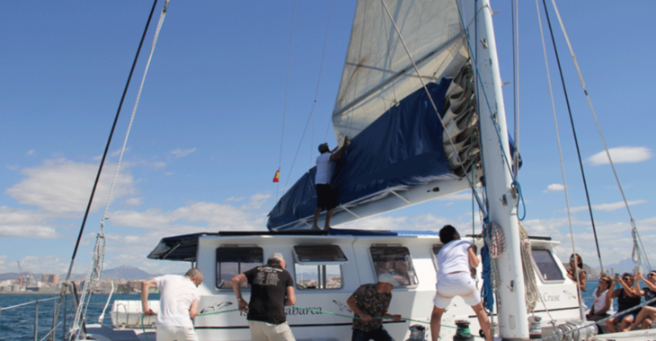 Rent a catamaran in Marina Deportiva Alicante - Fountaine Pajot