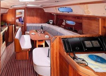 Rent a sailboat in Real Club Náutico de Palma - Bavaria 40 Cruiser