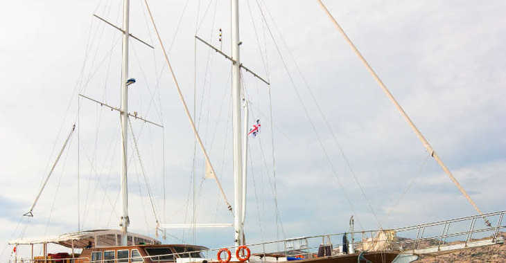 Rent a schooner in Cagliari port (Karalis) - Gulet