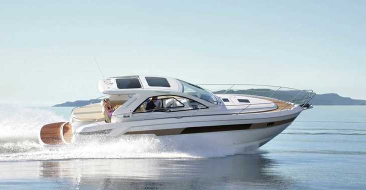 Rent a motorboat in Marina Ibiza - Bavaria 39 HT
