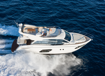 Rent a yacht in Port Vell - Absolute 52 Fly