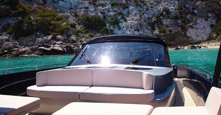 Rent a yacht in Marina Botafoch - Cnm Continental 50