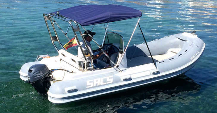 Louer dinghy à Port of Pollensa - SACS SRL 500 ( Sin Licencia ) 