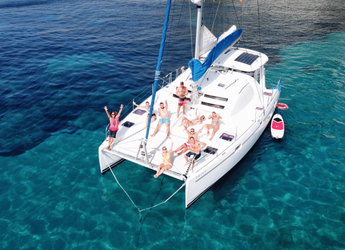 Rent a catamaran in Club Naútico de Sant Antoni de Pormany - Leopard 40 (Only Day Charter)