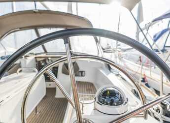 Rent a sailboat in Marina Skiathos  - Sun Odyssey 519 -  5 cabs