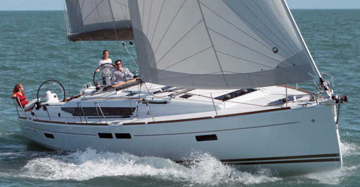 Rent a sailboat in Marina Skiathos  - Sun Odyssey 469