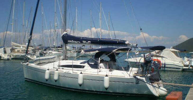 Chartern Sie segelboot in Alimos Marina - Elan 340