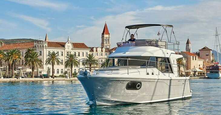 Chartern Sie motorboot in Trogir (ACI marina) - Beneteau Swift Trawler 30