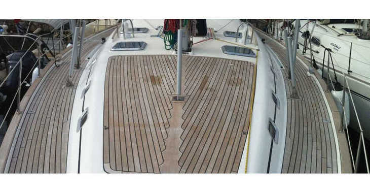 Rent a sailboat in Alimos Marina - Ocean Star 56.1