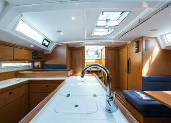 Rent a sailboat in Nidri Marine - Bavaria Cruiser 56