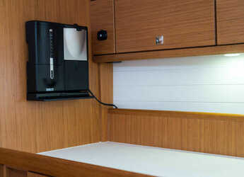 Rent a sailboat in Nidri Marine - Bavaria Cruiser 56