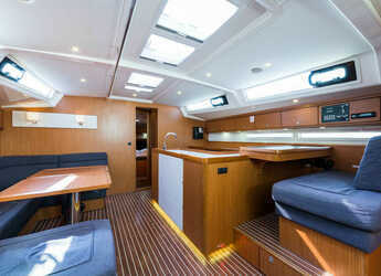 Rent a sailboat in Nidri Marine - Bavaria Cruiser 56